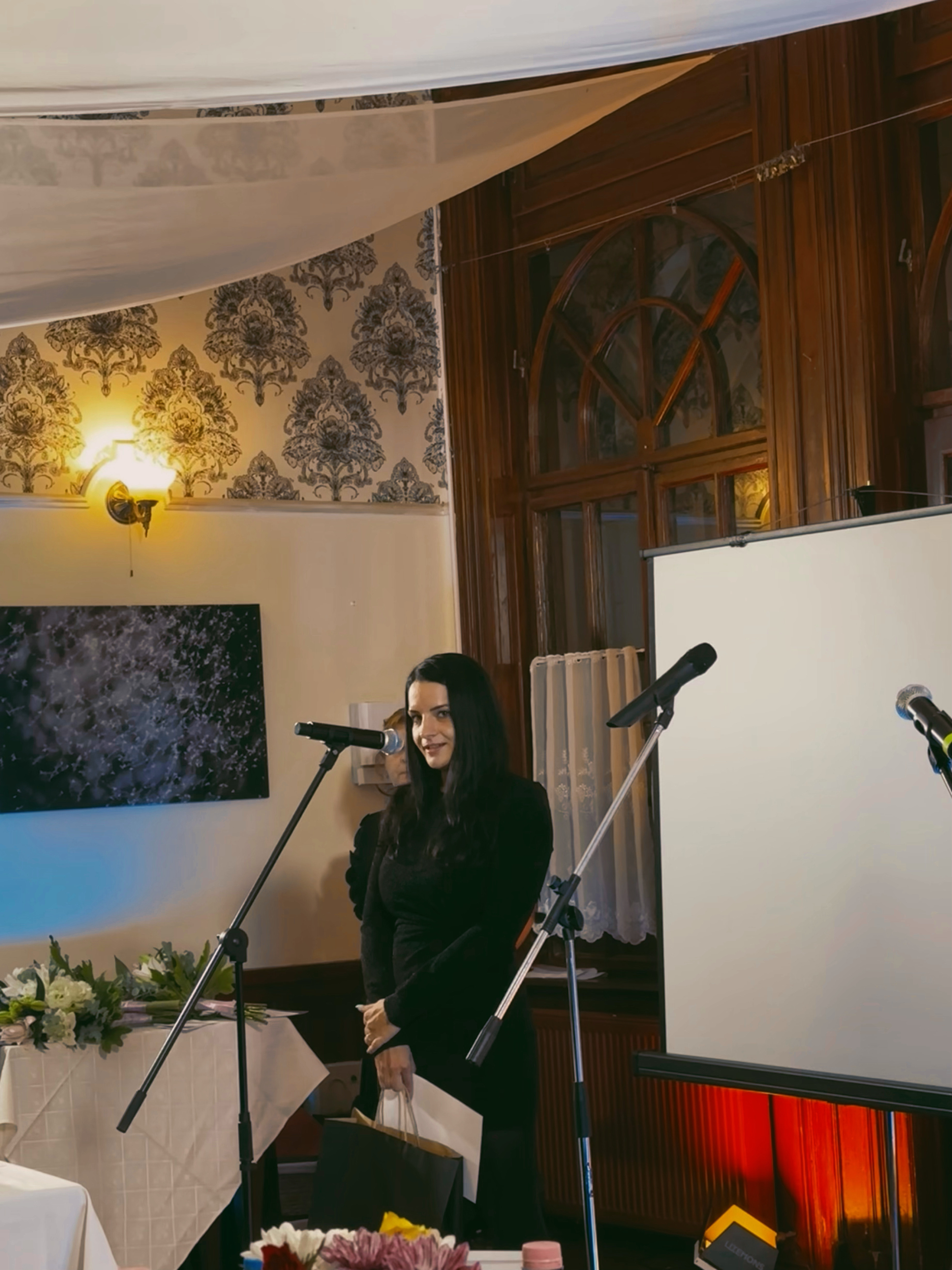 Szakmai előadás elegáns helyszínen