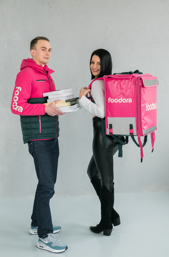 Foodora futárok professzionális kiszállítással